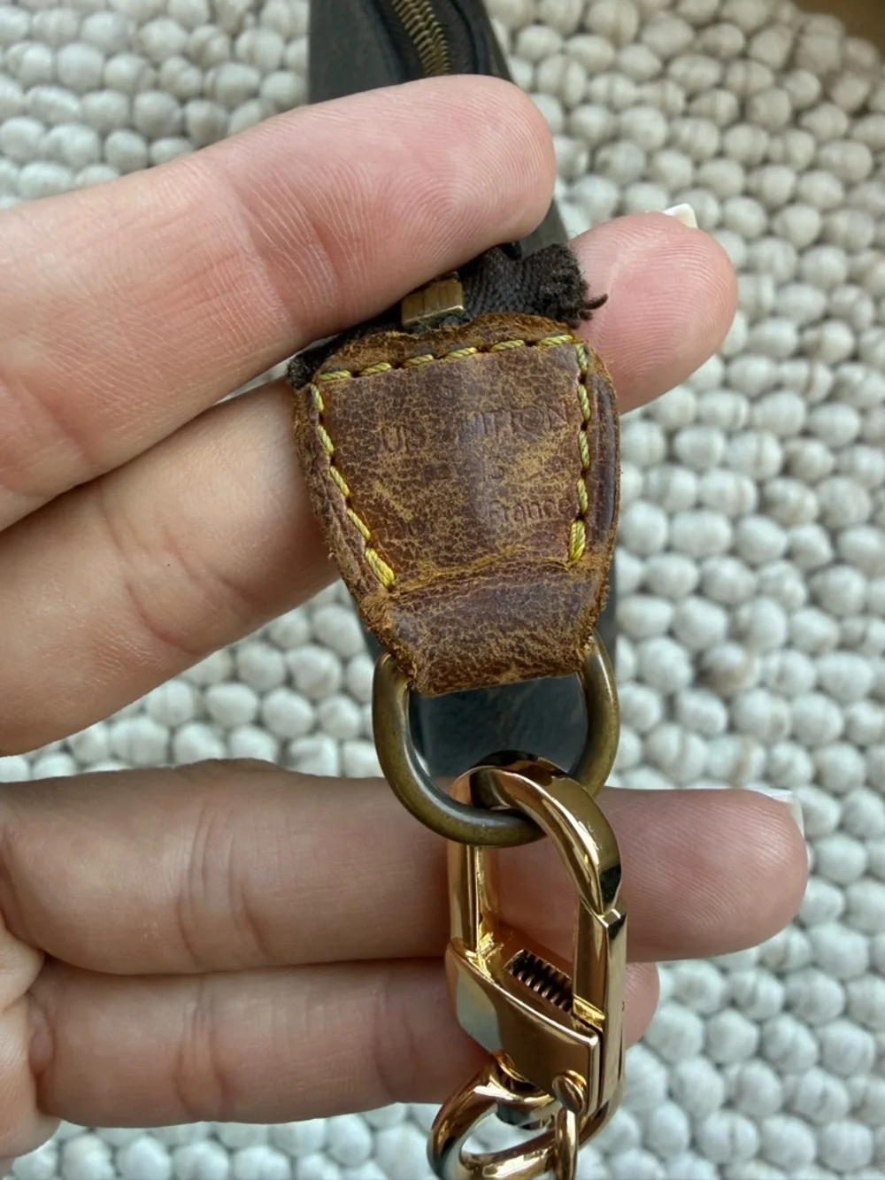 Louis Vuitton Monogram Pochette Accessoires Shoulder Bag - Brown - Picture 5 of 9